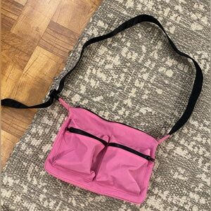 Pink Baggu